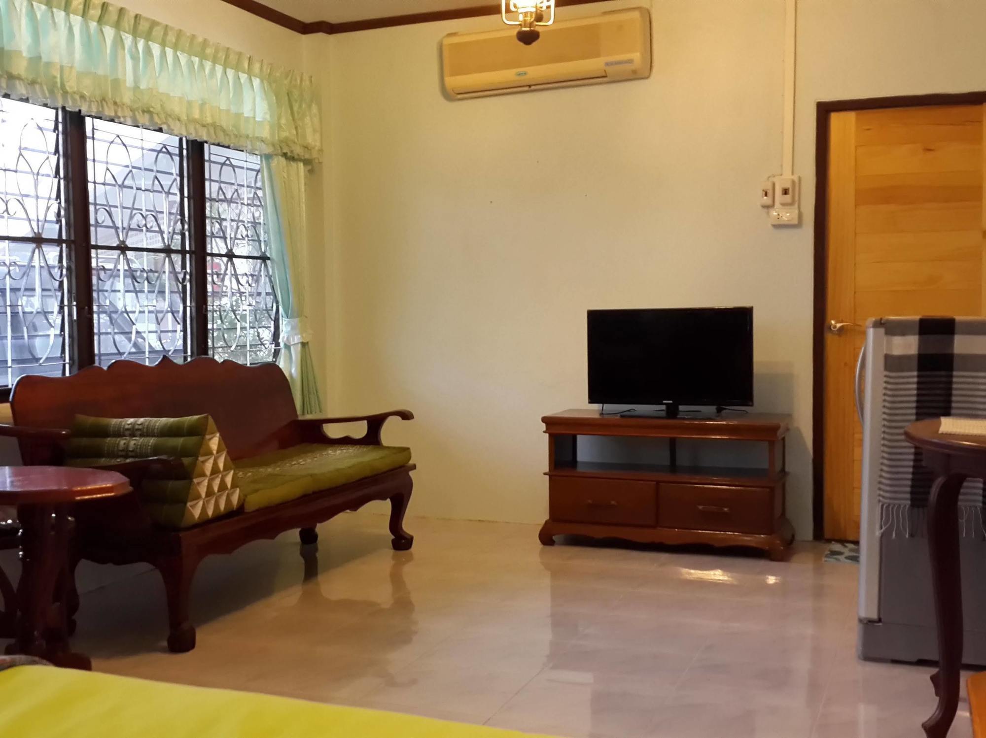 The Stay Guest House Loei Bagian luar foto