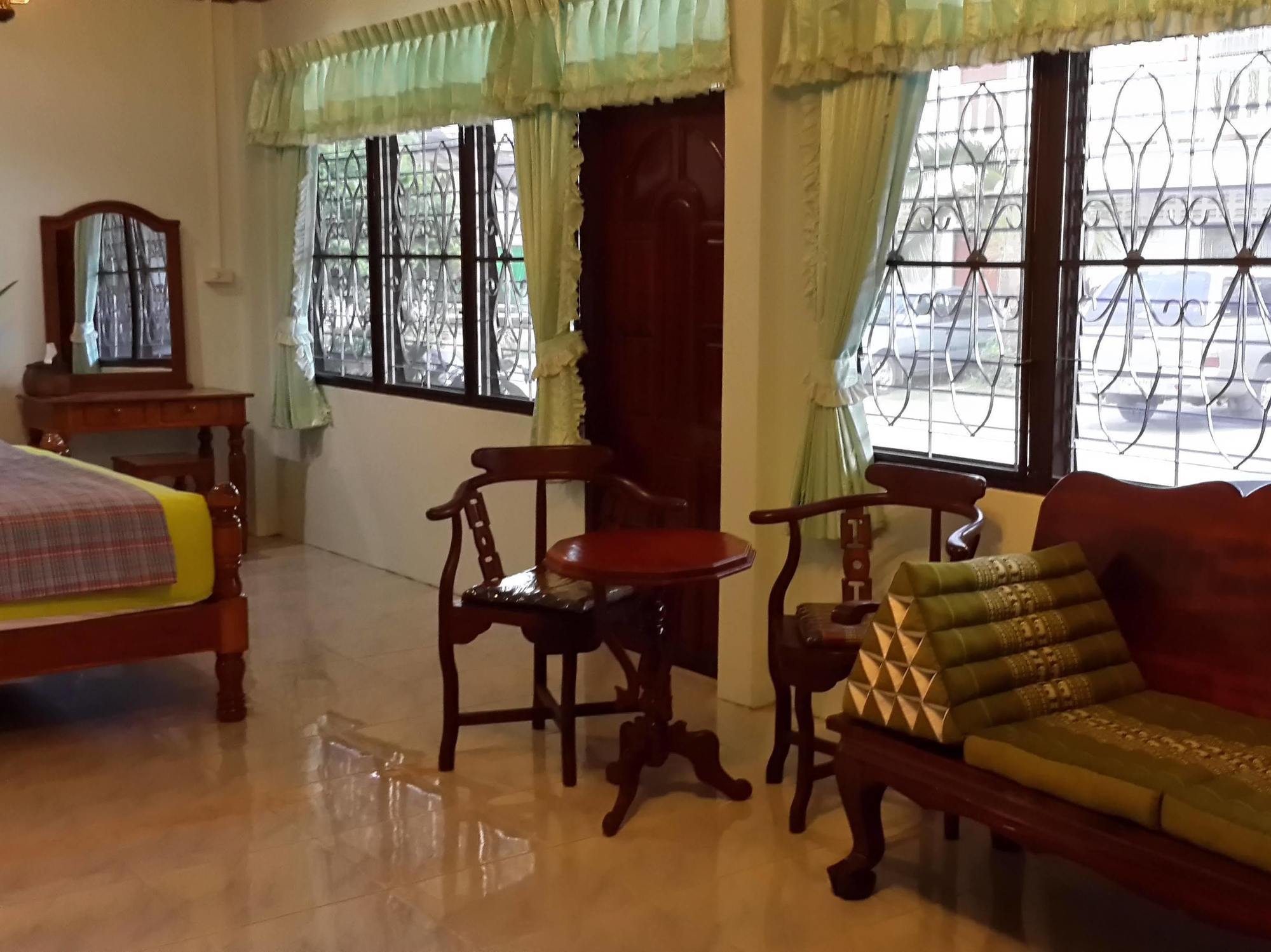 The Stay Guest House Loei Bagian luar foto