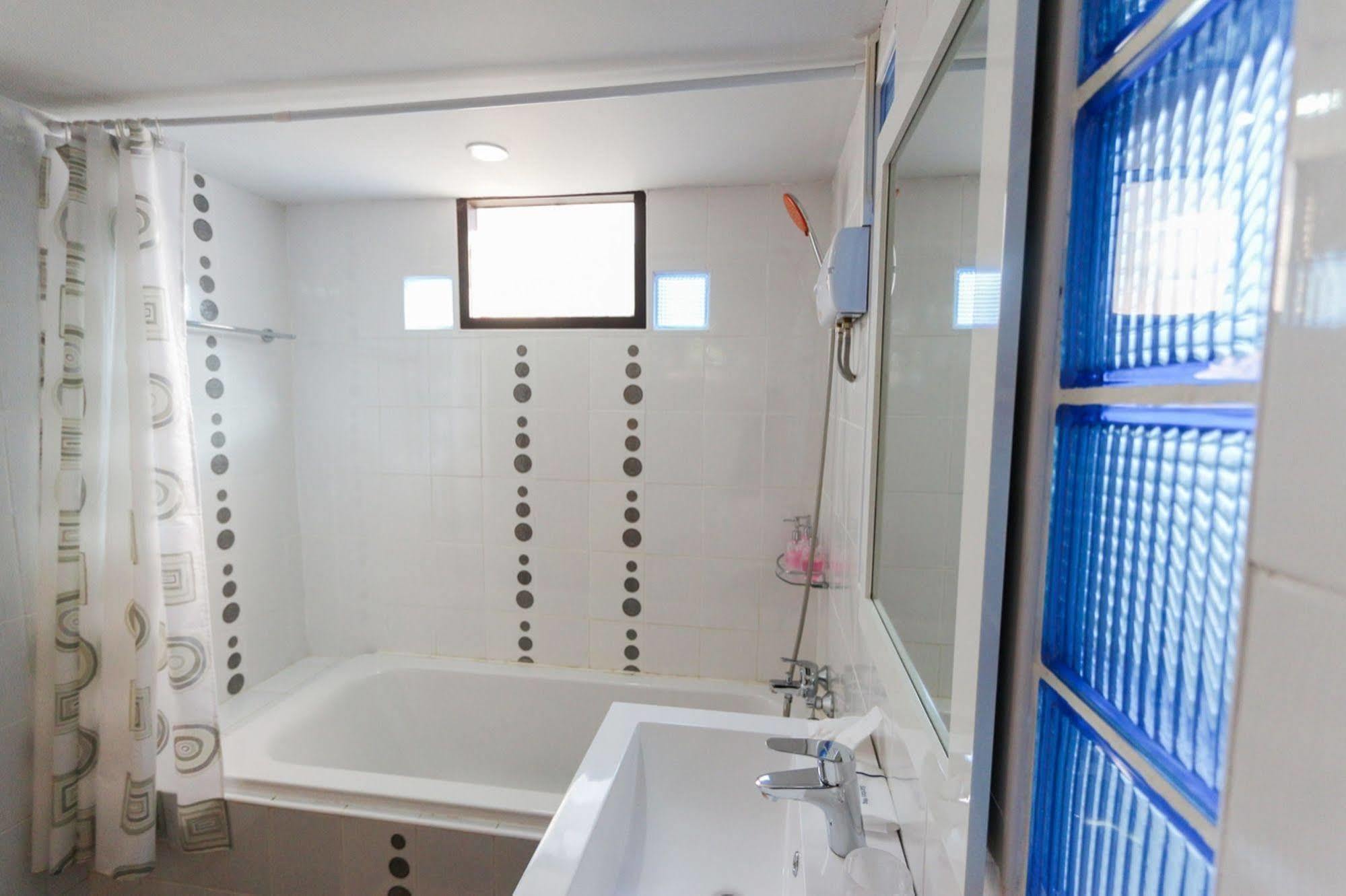 The Stay Guest House Loei Bagian luar foto